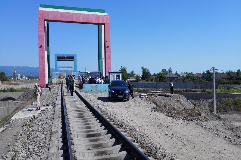 سرمایه‌گذاری جمهوری‌آذربایجان در راه‌آهن آستارا پیگیری می‌شود