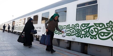فعالیت قطارهای یزد- تهران- مشهد از سر گرفته شد
