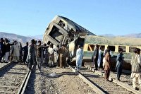 ۳۲ کشته و زخمی در حادثه خروج قطار از خط در پاکستان