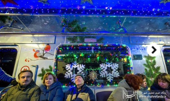 تزیین قطارهای متروی مسکو به مناسبت سال نو میلادی
