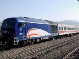 تاکید بر ارتقا کیفیت خدمات به مسافرین قطار در پیک سفرهای نوروزی