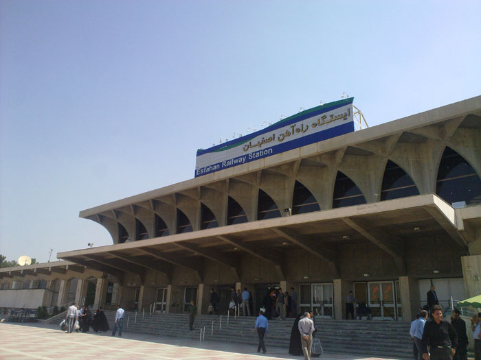راه‌آهن اصفهان در رتبه نخست تخلیه بار کشور