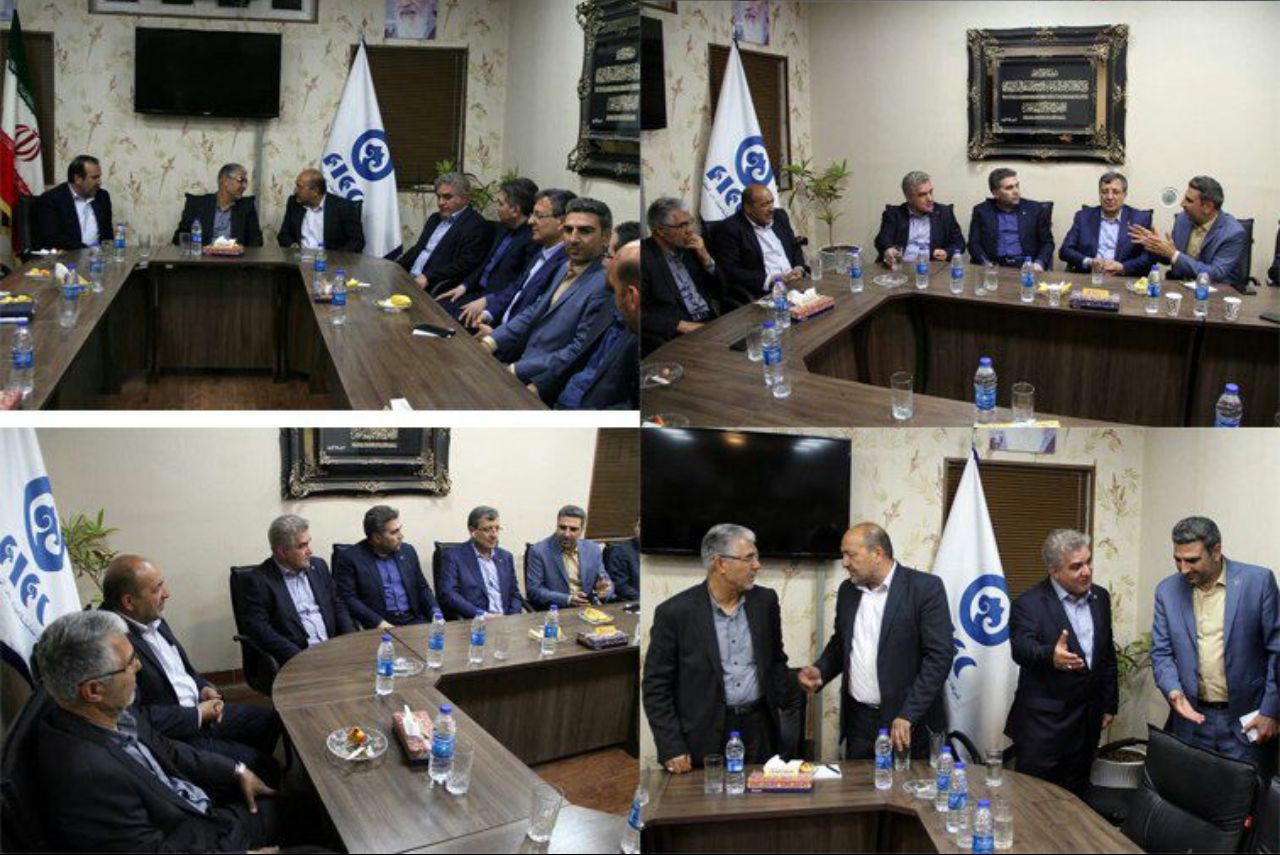 جلسه در خصوص ارسال حداکثری محصولات سایپا از طریق خطوط ریلی به انبارمنطقه ای ایستگاه راه اهن شیراز و توزیع در جنوب کشور