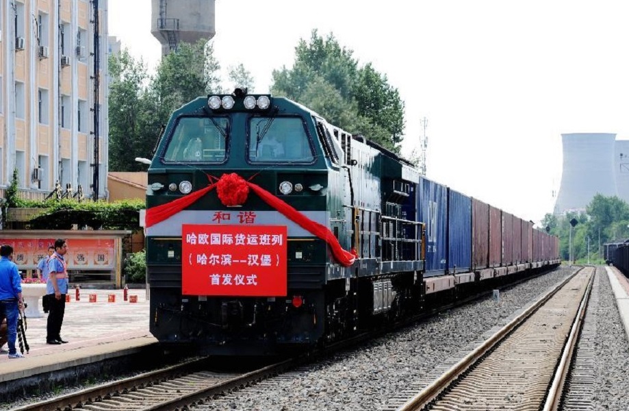 خط ریلی جدید چین و ایران راه اندازی شد