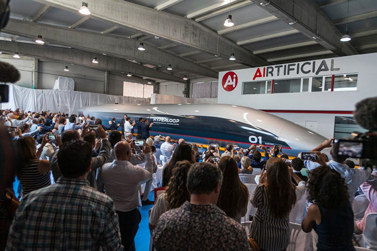 هایپرلوپ Hyperloop TT کوئینترو وان، رسما رونمایی شد