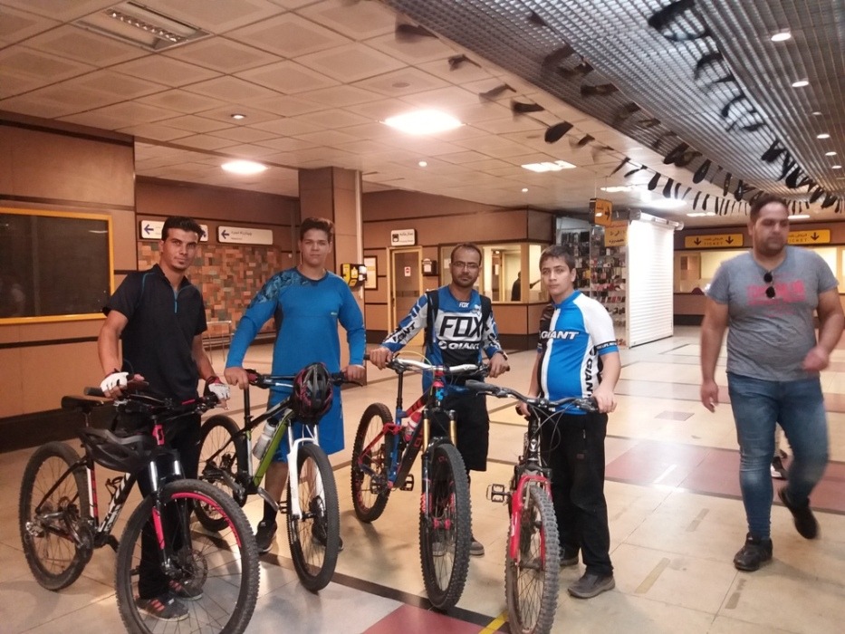 متروی تهران میزبان بیش از ۱۳ هزار دوچرخه سوار بود