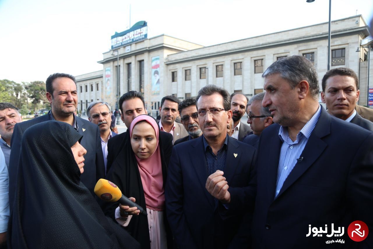 وزیر راه و شهرسازی از ایستگاه راه آهن تهران بازدید کرد+گزارش تصویری