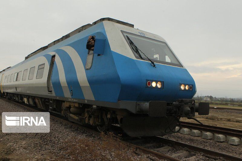 قطار سریع السیر تهران-قم-اصفهان به صورت زیرسطحی از قم عبور می‌کند