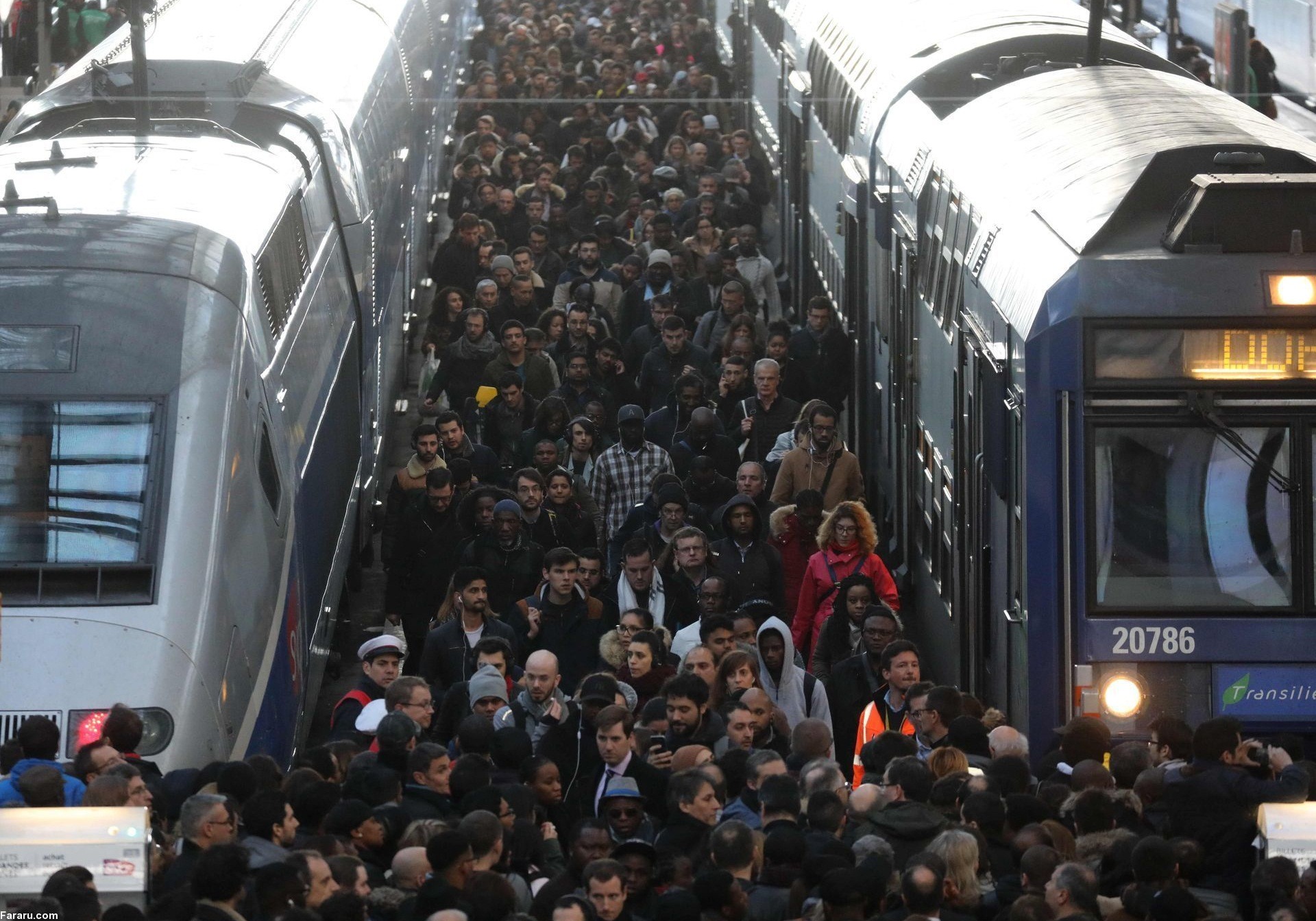 فلج شدن حمل و نقل ریلی فرانسه بخاطر اعتصابات سراسری