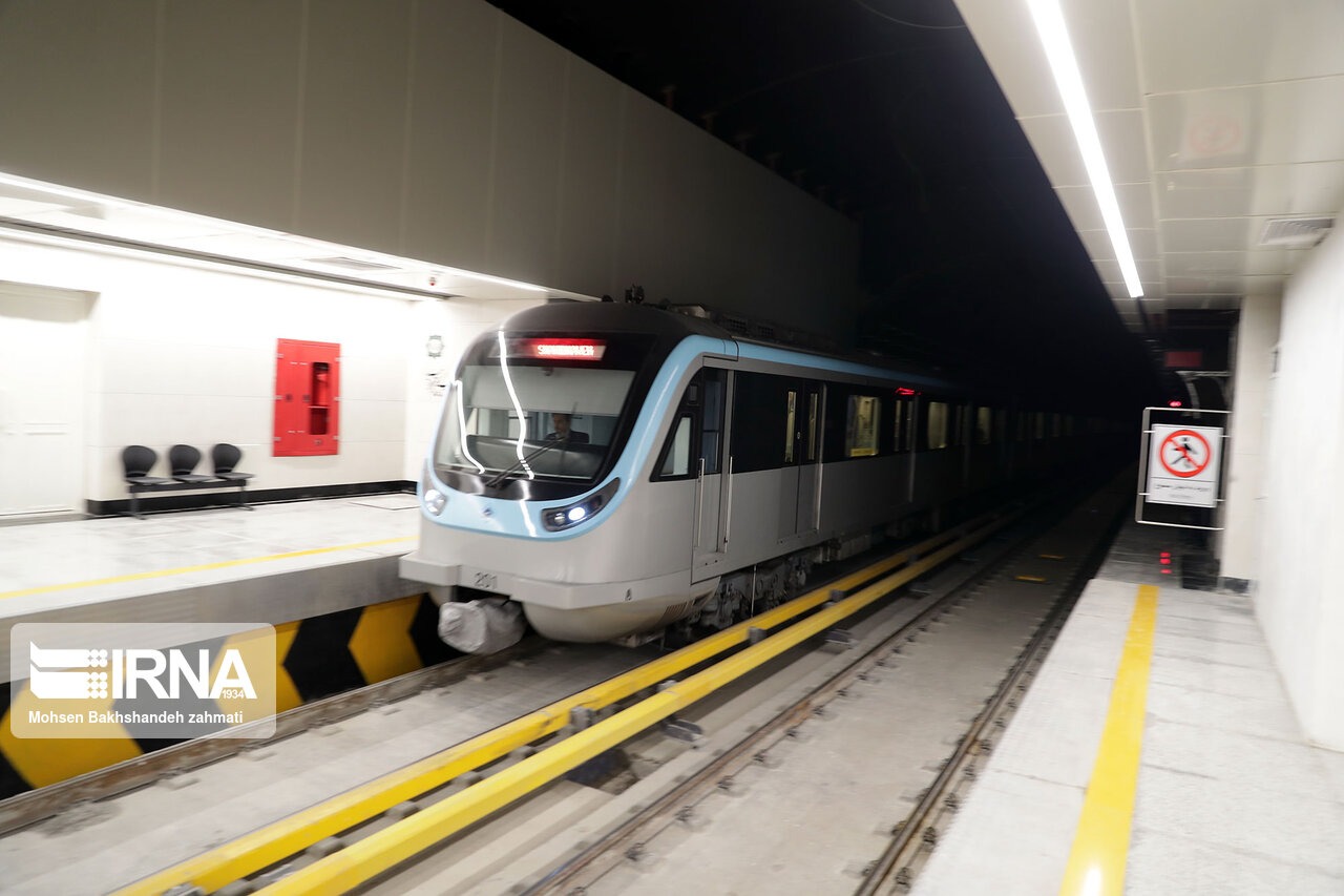 کاهش سرفاصله حرکت قطارها در خط ۳ متروی تهران