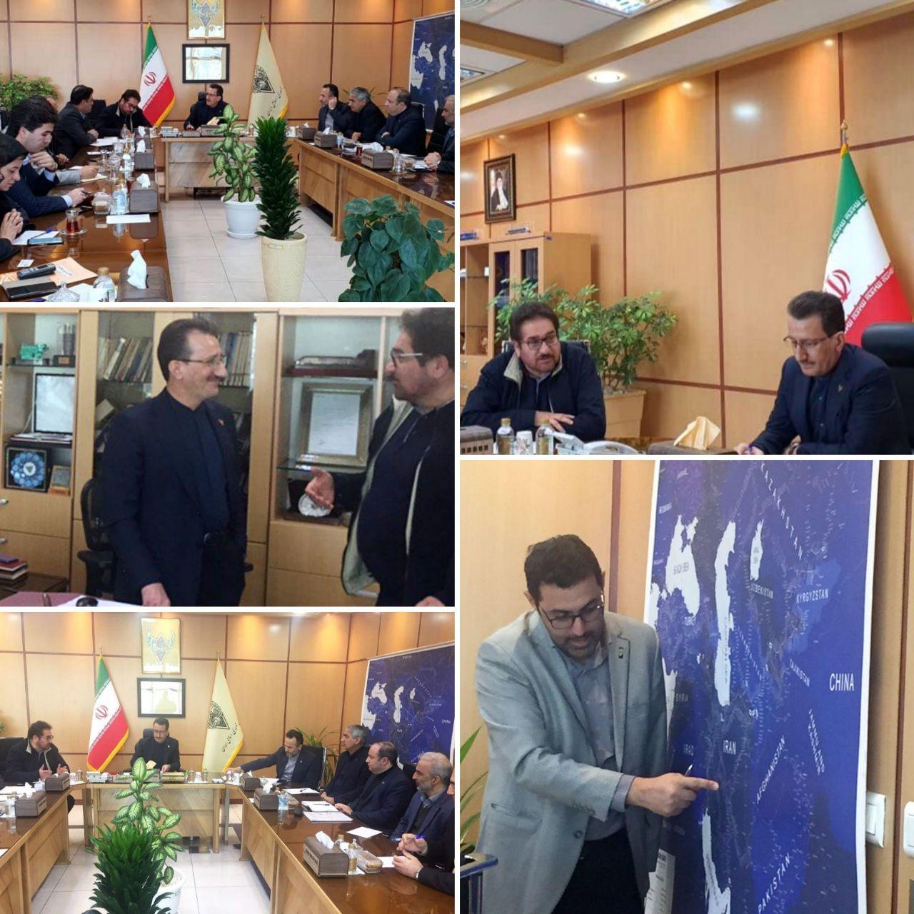 تأکید بر تکمیل پروژه‌های فنی و رفاهی ایستگاه راه‌آهن اردکان/ خواسته‌های نیروی انسانی شاغل در راه‌آهن استان یزد موردتوجه قرار گیرد
