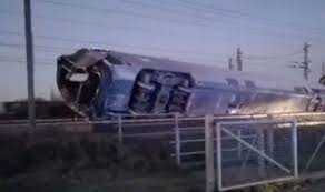 ۳۲ کشته و زخمی در حادثه خروج قطار از ریل در ایتالیا
