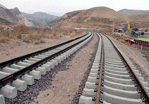 پیشرفت ۱۵ درصدی پروژه راه اهن بیرجند