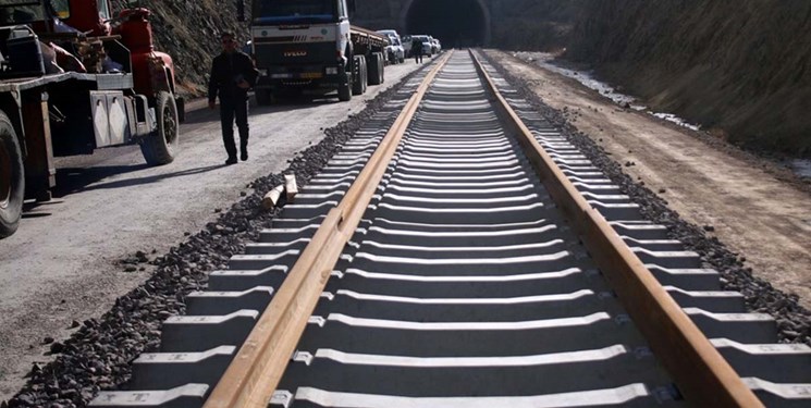 سرعت تکمیل راه آهن درود الیگودرز افزایش می یابد