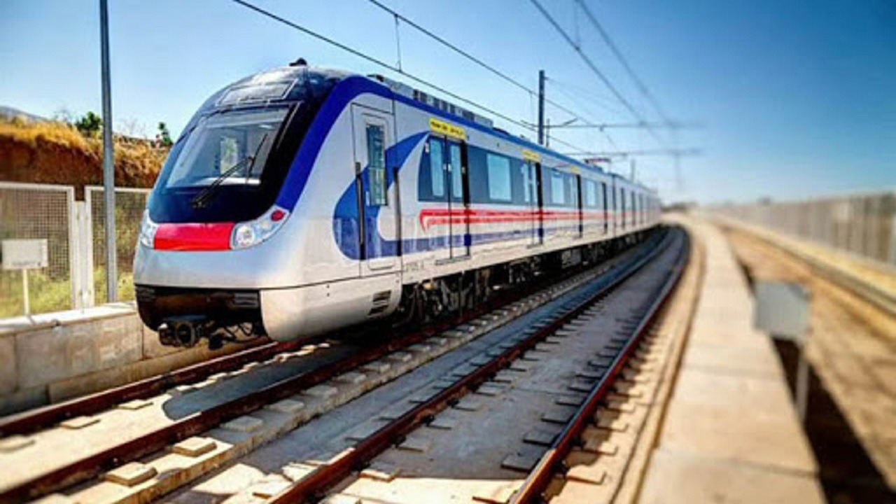 قطار توسعه در صنعت حمل و نقل ریلی مشهد سرعت گرفت