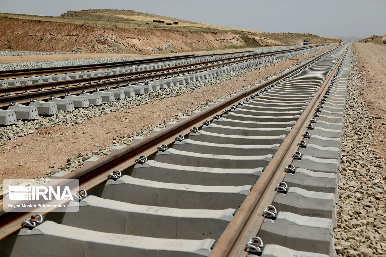 اتصال ایران به سوریه، از طریق راه آهن کرمانشاه/ راه‌آهن غرب به بودجه بیشتری نیاز دارد