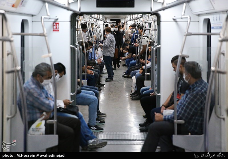 قطارهای متروی تهران و حومه روزانه ۵۰ هزار کیلومتر کارکرد دارند