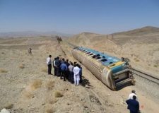 فیلم/ خارج شدن قطار تهران زاهدان از ریل
 ( مشرق )