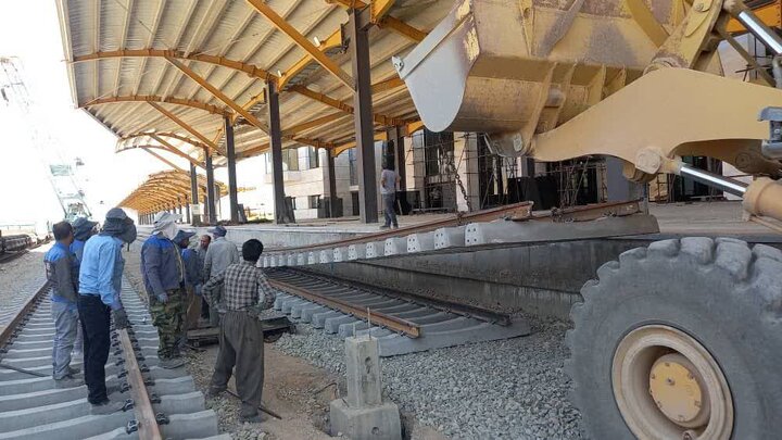 تزریق ۸۵۴ میلیارد تومان اعتبار برای تکمیل اولیه راه آهن سنندج – همدان