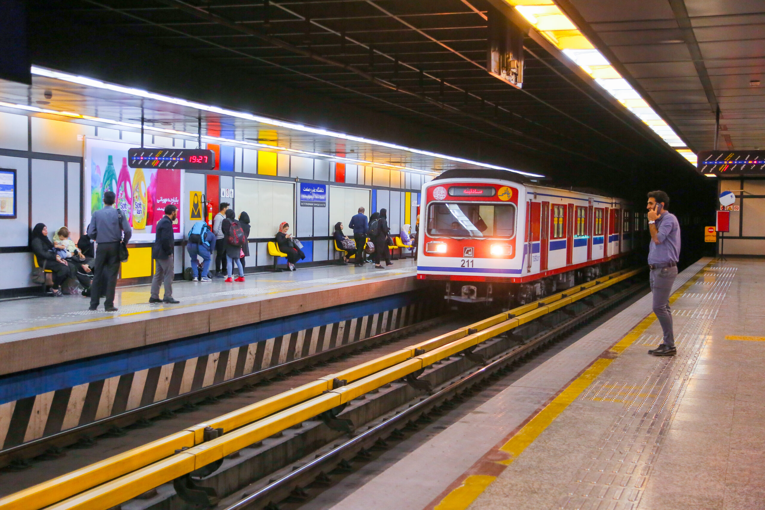 آماده بکار بودن تجهیزات ثابت و افزایش قطارهای فعال در خط ۲ مترو تهران