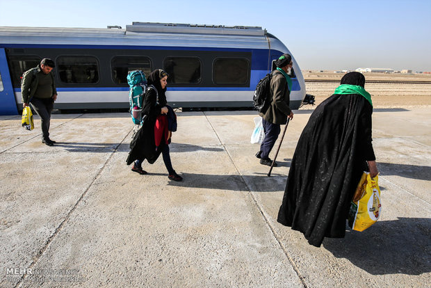 قطارهای فوق العاده مشهد به زنجان و بالعکس راه اندازی شد