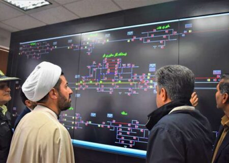 بازدید بازرس کل استان قم از پروژه‌های در دست اقدام راه‌آهن استان