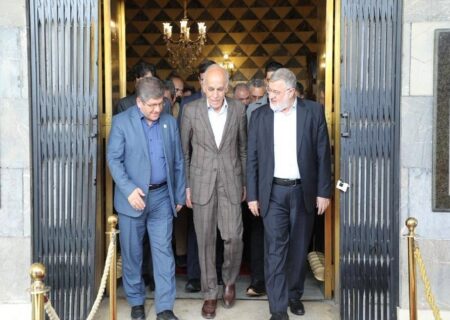 نقش مهم بندر خشک آپرین در حمل و نقل ریلی