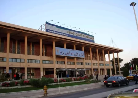 راه اندازی قطار مثلث گردشگری ایران در یزد