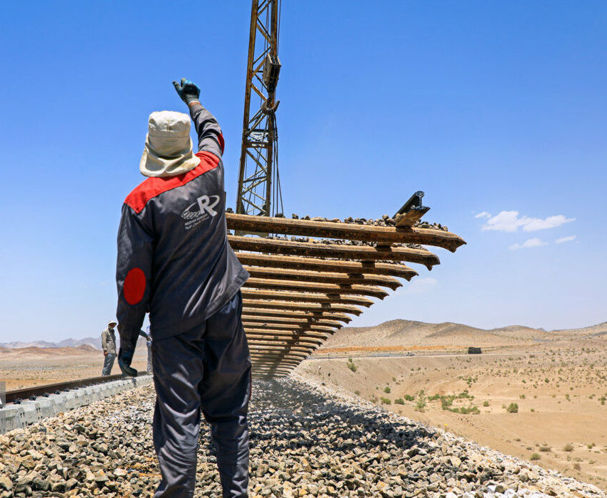پیشرفت ۷۰ درصدی راه‌آهن جوین – اسفراین
