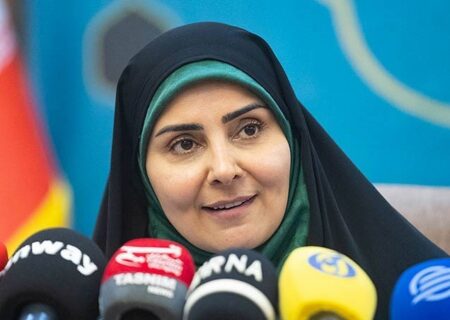 تاکید وزیر راه بر تکمیل پروژه راه‌آهن شهرکرد- سفیددشت- مبارکه- اصفهان