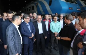 تاکید مدیرعامل راه آهن بر کوتاه شدن زمان تعمیرات ناوگان ریلی