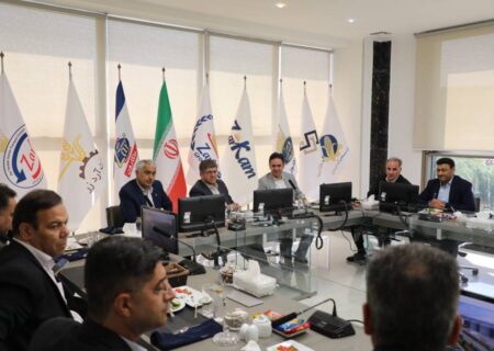 بازدید مدیرعامل راه آهن از کارخانه های گروه صنعتی زر