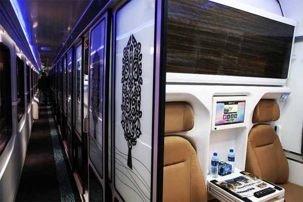 قطار فدک در زنجان راه اندازی می شود