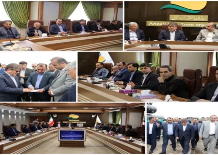نشست مشترکی در منطقه آزاد انزلی با حضور مدیرعامل راه‌ آهن برگزار شد
