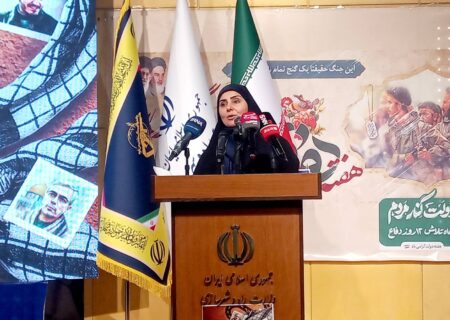 وزیر راه و شهرسازی در هفته دفاع مقدس از حماسه آفرینان راه آهن در جنگ ۱۲ روزه تقدیر کرد