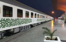 آغاز به کار قطار پنج‌ستاره فدک در مسیر ریلی «ساری به مشهد مقدس و بالعکس»