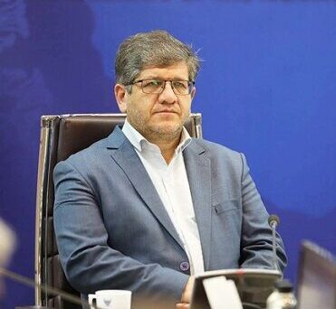 آغاز عملی واگذاری فعالیت‌ها به بخش خصوصی از طریق قطار کامل