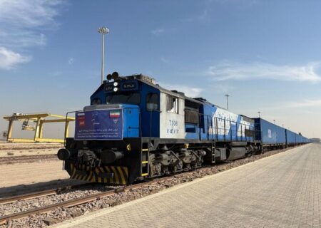 قائم مقام راه آهن از میزان صرفه جویی حمل‌ونقل ریلی به بیش از ۱.۵ میلیارد دلار در سال خبر داد