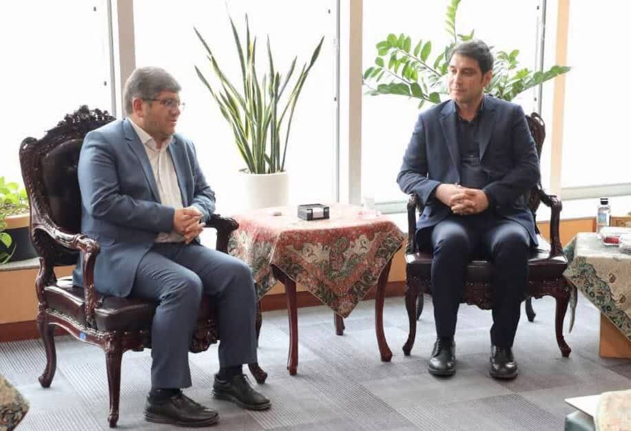 استاندار کردستان خواستار تسریع پروژه‌های ریلی و تبدیل استان به هاب لجستیکی منطقه شد