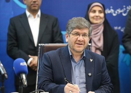 برای کاهش یارانه پنهان حمل‌ونقل، اصلاح قیمت سوخت و راه‌اندازی بورس سبز با سازوکار عرضه و تقاضا در دستور کار است