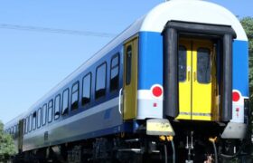 مدیرکل راه‌آهن هرمزگان از روند عملیات واگذاری واگن‌ها در ایستگاه مانوری بندرعباس بازدید کرد