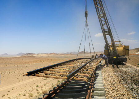 اجرایی شدن طرح اتصال شهرک صنعتی شکوهیه قم به راه‌آهن در بهمن ماه