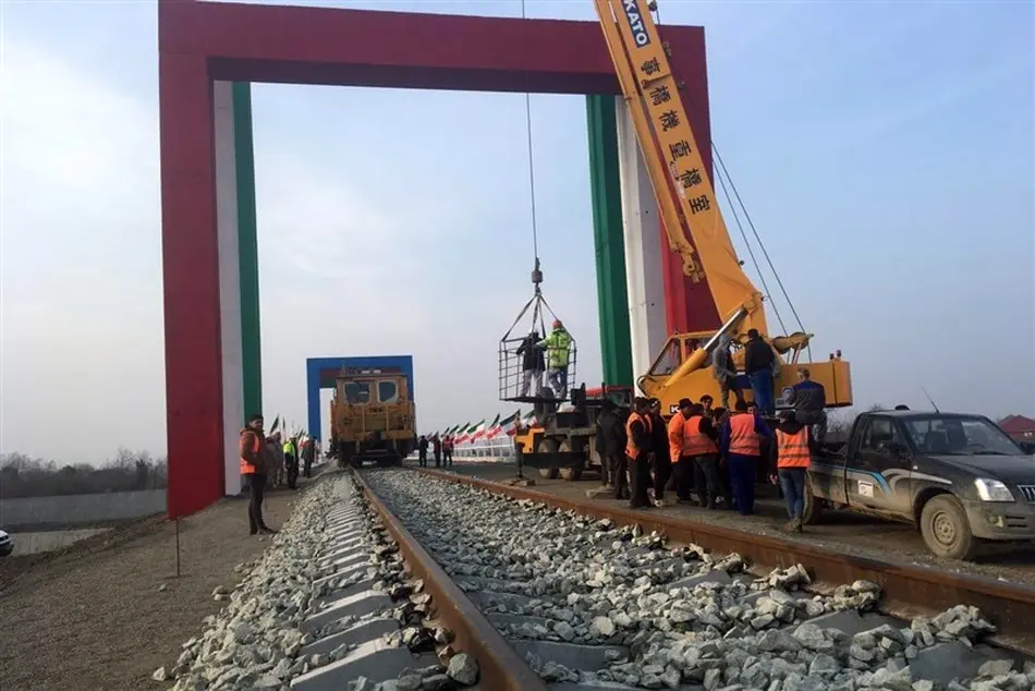 تکمیل خطوط ریلی رشت – آستارا و چابهار – زاهدان؛ فرصت بهره برداری بهتر از کریدورهای اقتصادی و ارتقای تعاملات تجاری با کشورهای منطقه