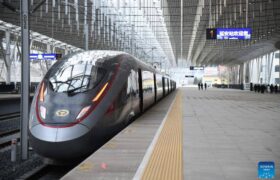 طول خطوط راه‌آهن پرسرعت در چین از ۵۰ هزار کیلومتر فراتر رفت