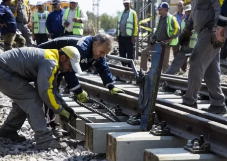 به روزرسانی حقوق های معوق کارکنان شرکت تراورس