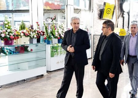 بازدید دکتر ذاکری از ایستگاه شهید رئیسی