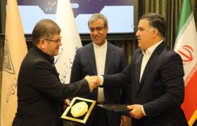 تفاهم‌نامه همکاری میان شرکت راه‌آهن جمهوری اسلامی ایران و شرکت ایران‌خودرو خراسان