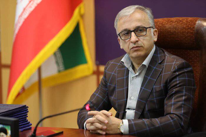 راهآهن زیر بمباران متوقف نشد